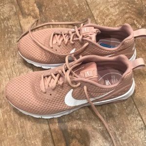 Women’s Nike brand shoes